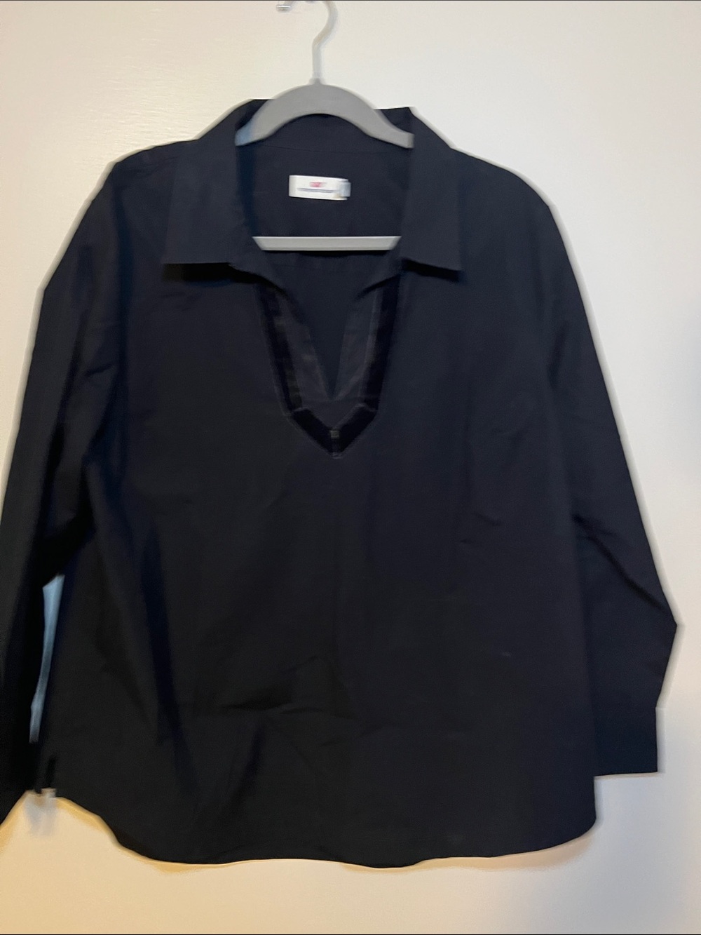 Women’s Black Collared V-Neck Long Sleeve Shirt
